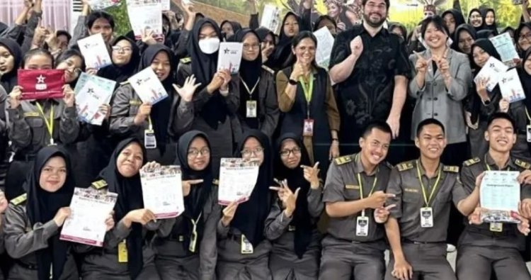 Capaian Gemilang SMA Unggul Garuda Samarinda: 32 Lulusan Diterima di Perguruan Tinggi AS hingga Belanda.